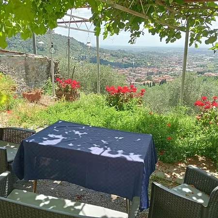 Casa Di Barignano بيت للعطل