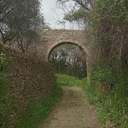 Casa Di Barignano بيت للعطل بيسيا